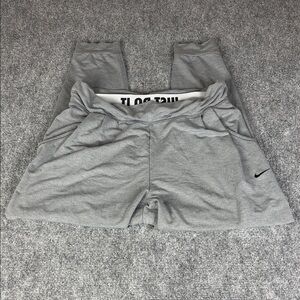 Nike Men's Heather Gray Joggers
